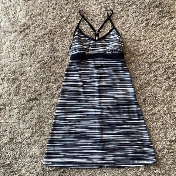 ATHLETA Shorebreak V Neck Dress - Picture 2 of 12